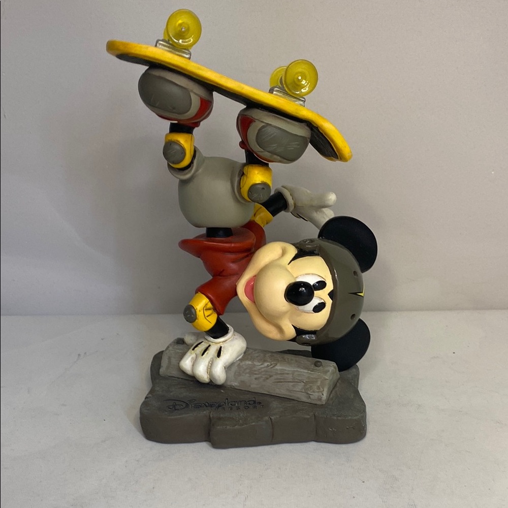 Walt Disney World Mickey Mouse Bobble Skateboarding Handstand Figurine